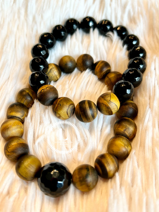 Set Of 2: Matte Tigers Eye And Faceted Black Onyx – 12mm